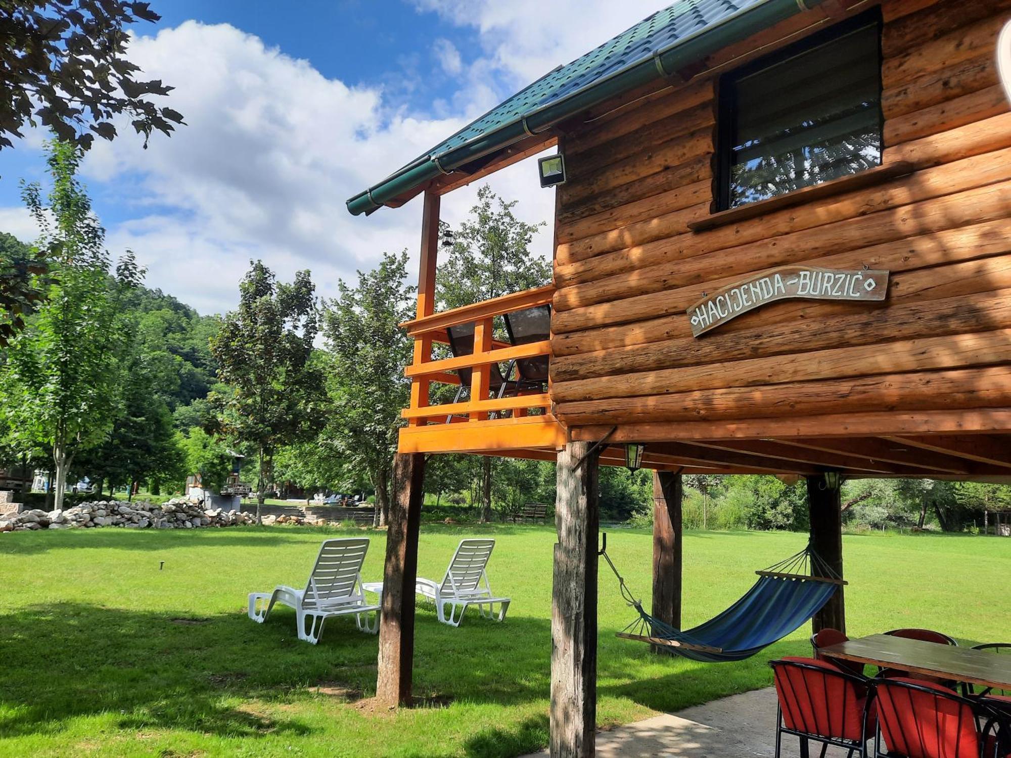 Appartamento Hacienda Burzic Kulen Vakuf Esterno foto